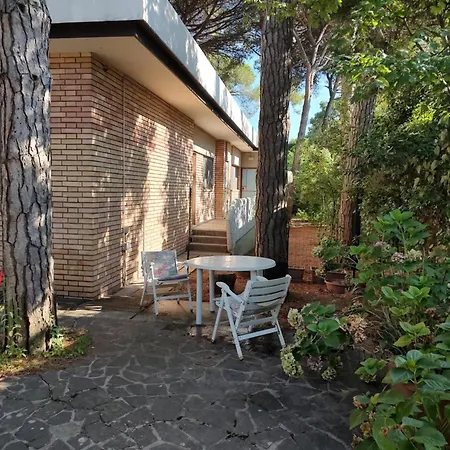 La Casa Dei Pini Alojamento de Acomodação e Pequeno-almoço Marina Romea
